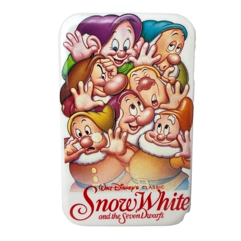 Walt Disney’s Classic Snow White and the Seven Dwarfs Pin